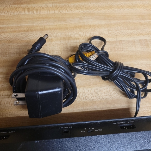 ATARI FLASHBACK 2 Classic Game Console Complete 40 Built in Games - Picture 4 of 7